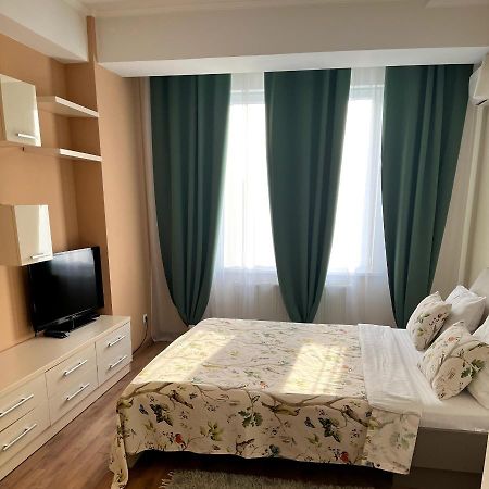Stefan Cel Mare 1 Studio Chişinǎu Buitenkant foto